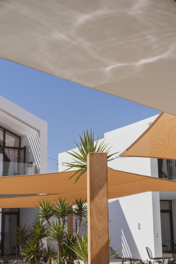 Cavo Vezal (Adults Only) Hotell Laganas Exteriör bild